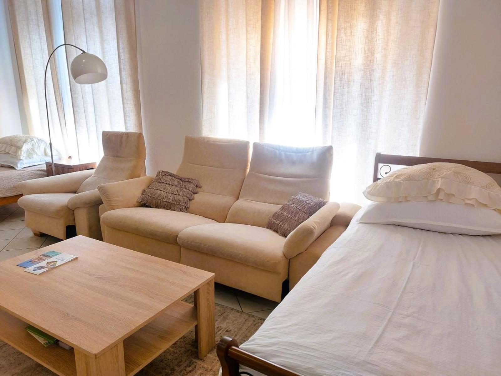 Exkluzivni Apartman V Prizemi V Hradci Kralove Градець-Кралове Екстер'єр фото