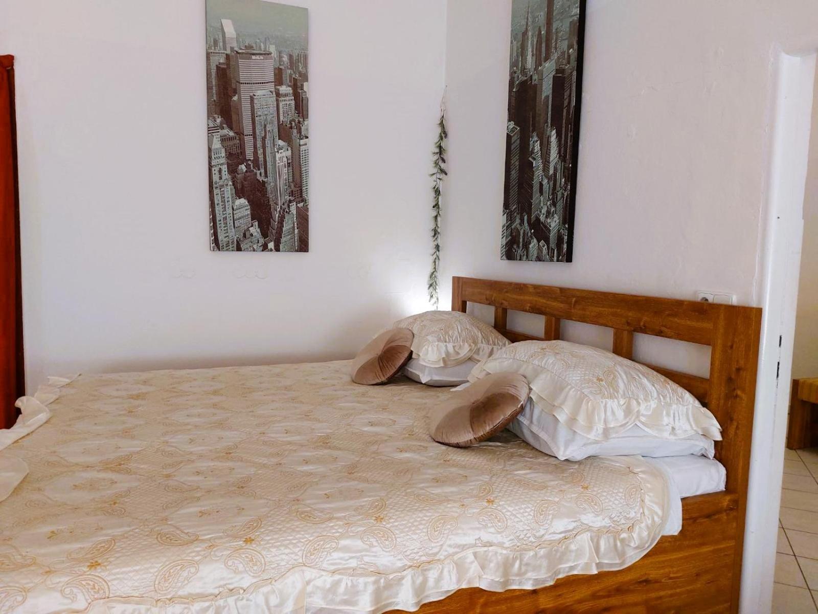 Exkluzivni Apartman V Prizemi V Hradci Kralove Градець-Кралове Екстер'єр фото